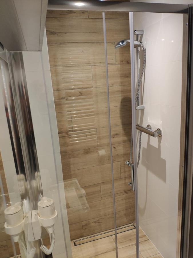 H33 Apartamenty Bytom Esterno foto